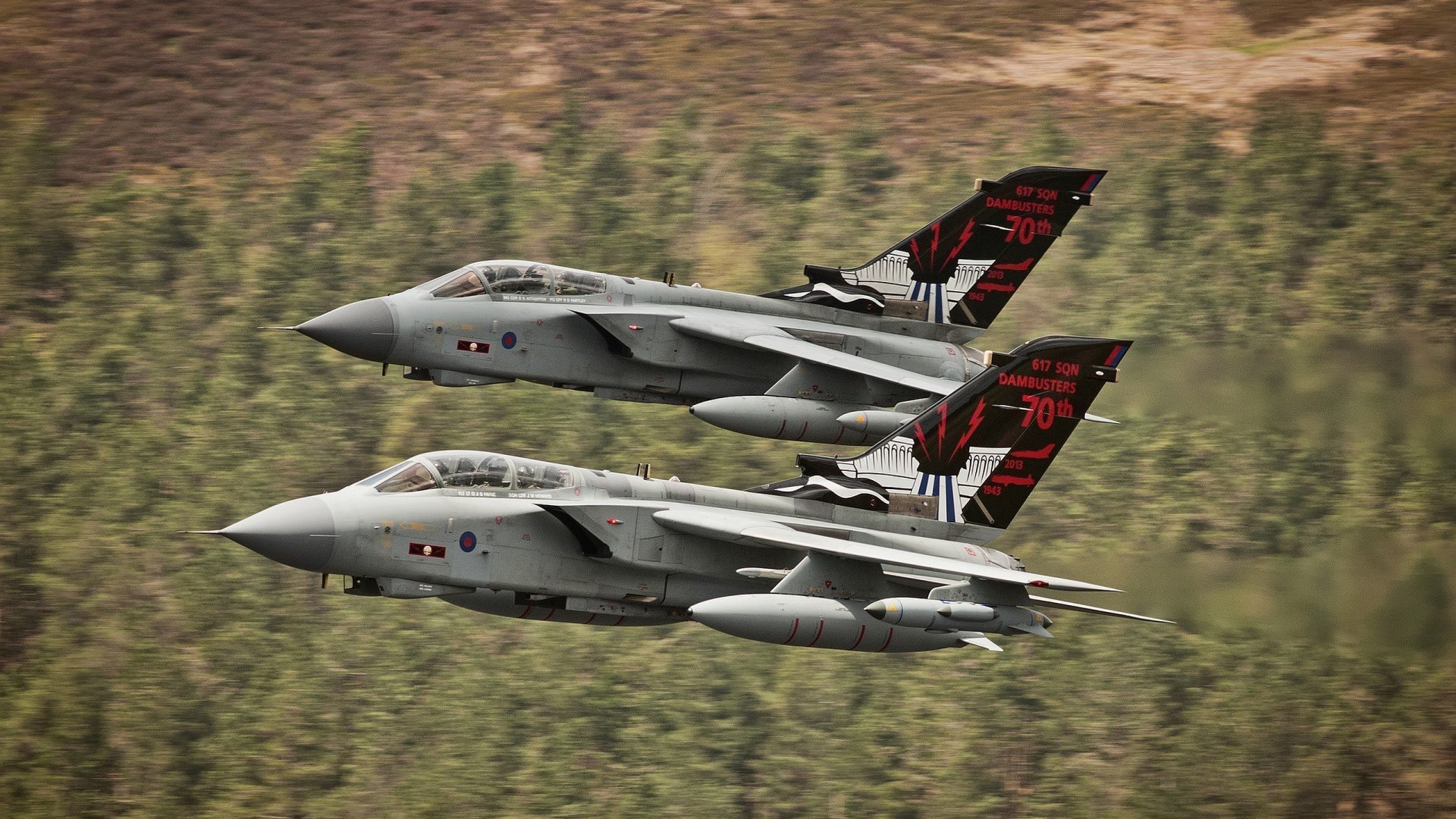 时光裂缝中的一瞬,达拉斯独行侠绝杀多伦多猛龙,年度焦点之战的永恒回响