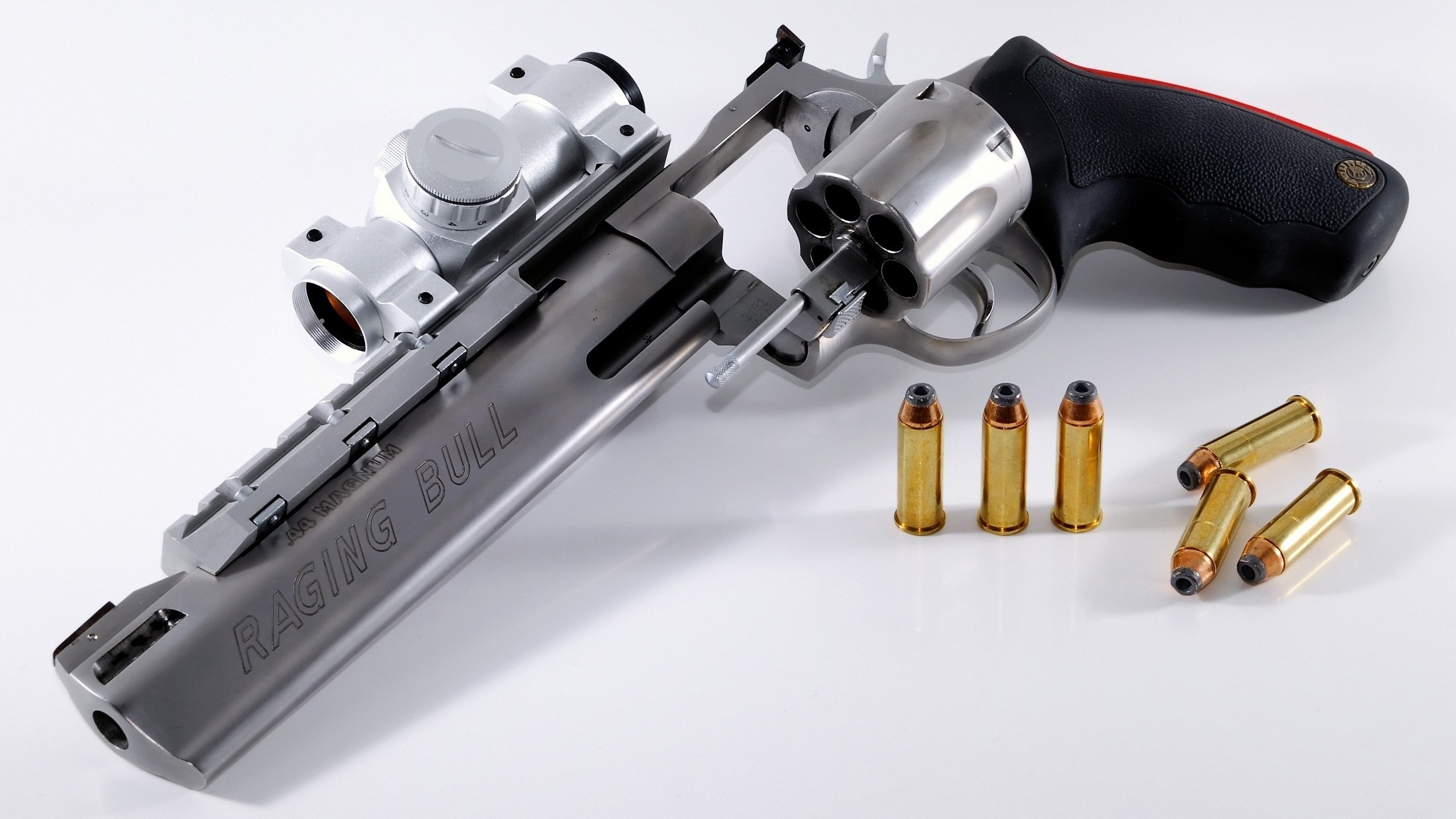 当足球美学照亮东决战场，迪巴拉的弧顶任意球